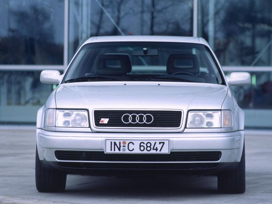  Audi S6 Sedan 1994 года  (фото 4 из 4)
